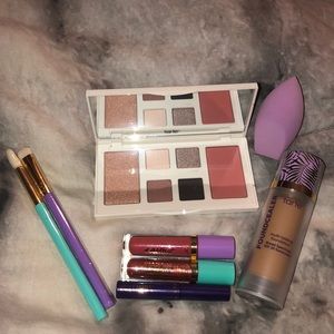 Tarte makeup lot